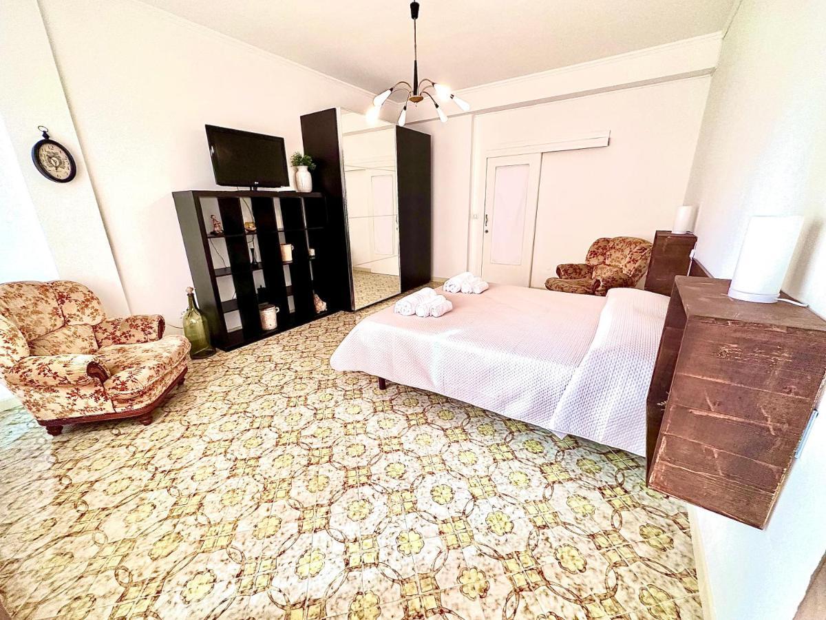 Sorrenthouse Bed & Breakfast ซานตาเญลโล ภายนอก รูปภาพ