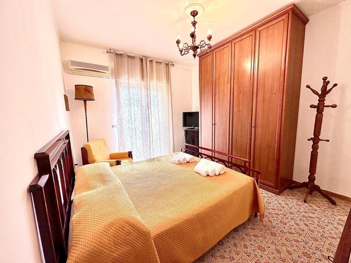 Sorrenthouse Bed & Breakfast ซานตาเญลโล ภายนอก รูปภาพ