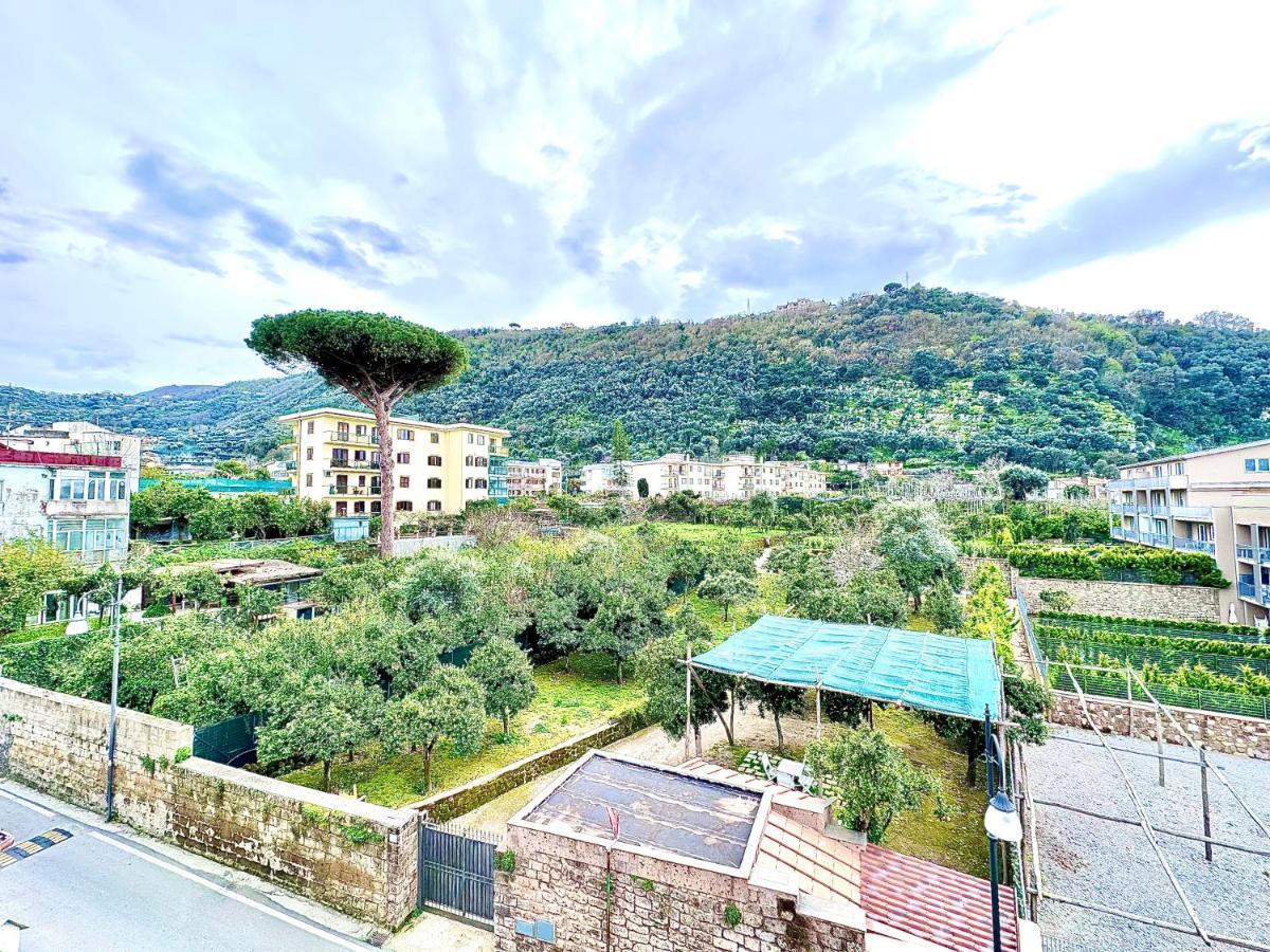 Sorrenthouse Bed & Breakfast ซานตาเญลโล ภายนอก รูปภาพ